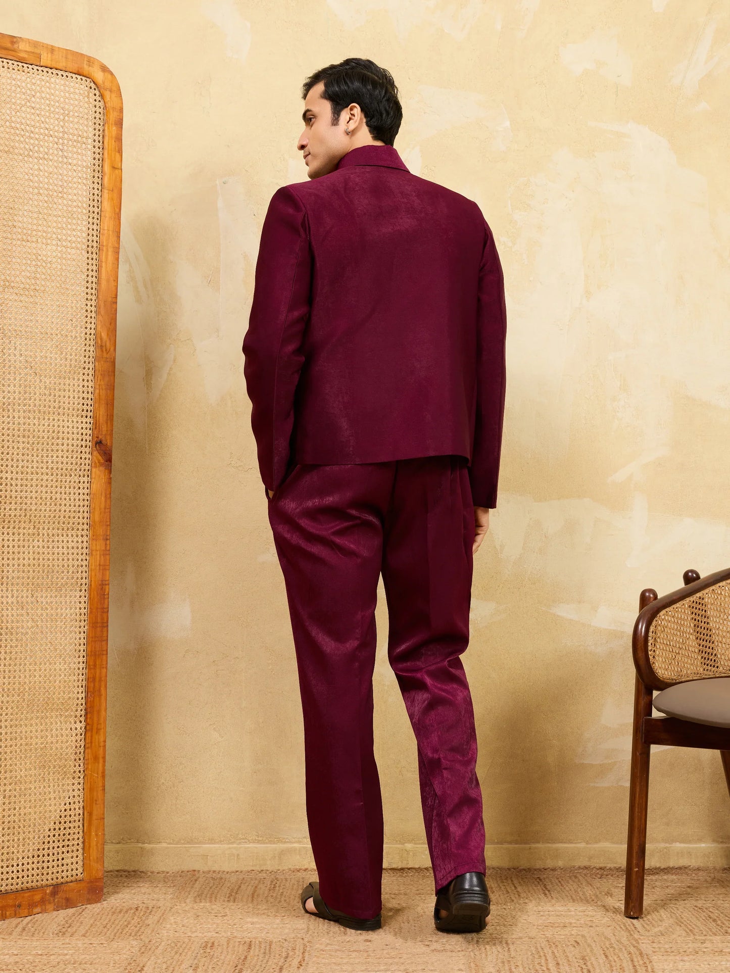Elegant Elegant Maroon Bomber Jacket with Pant for Men's