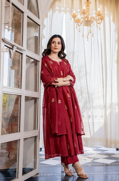 Maroon Layered Anarkali Kurti Pant Dupatta Set