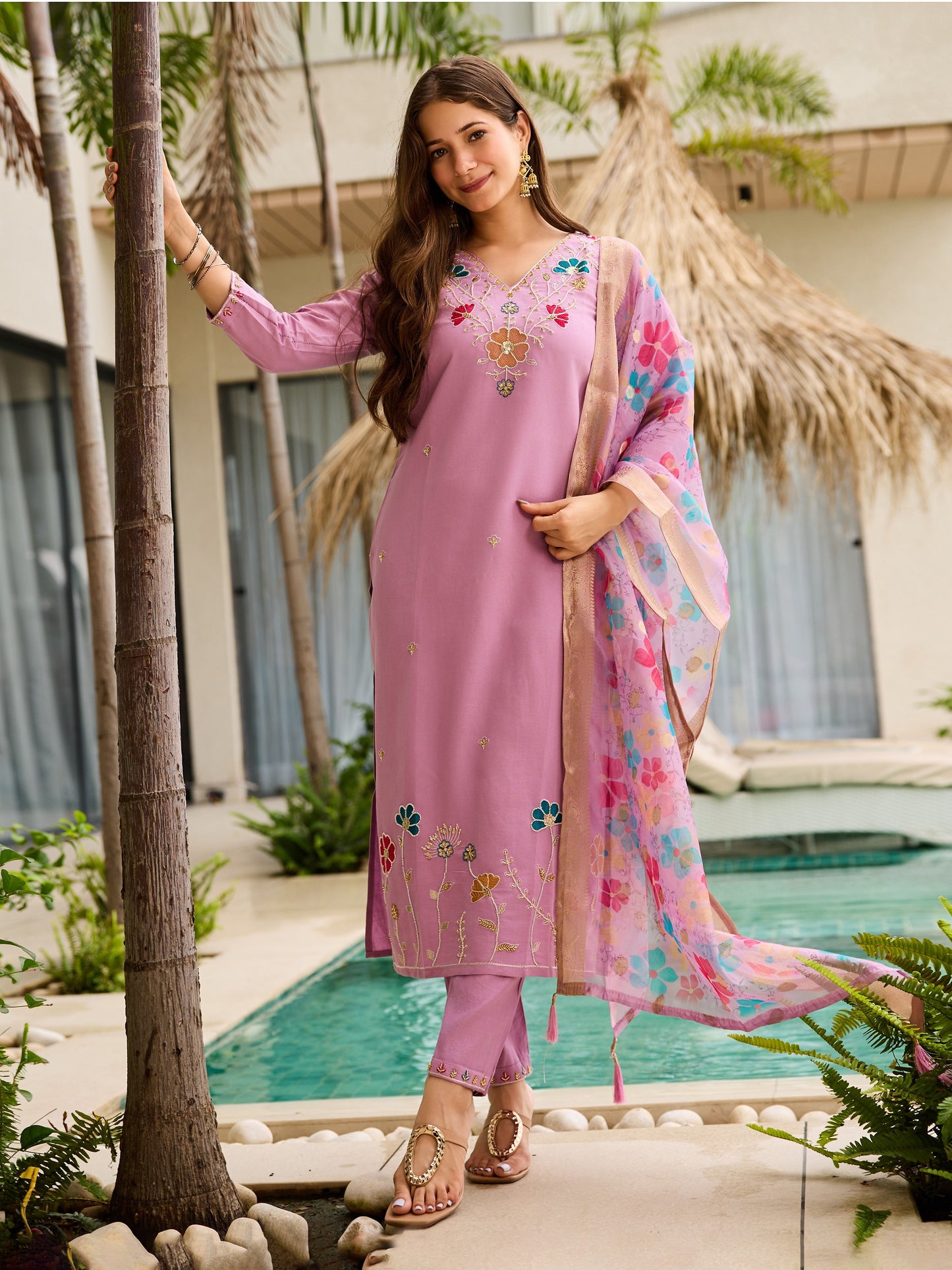 Baby Pink Viscose Gadhwal Embroidered Kurta Pant Dupatta Set