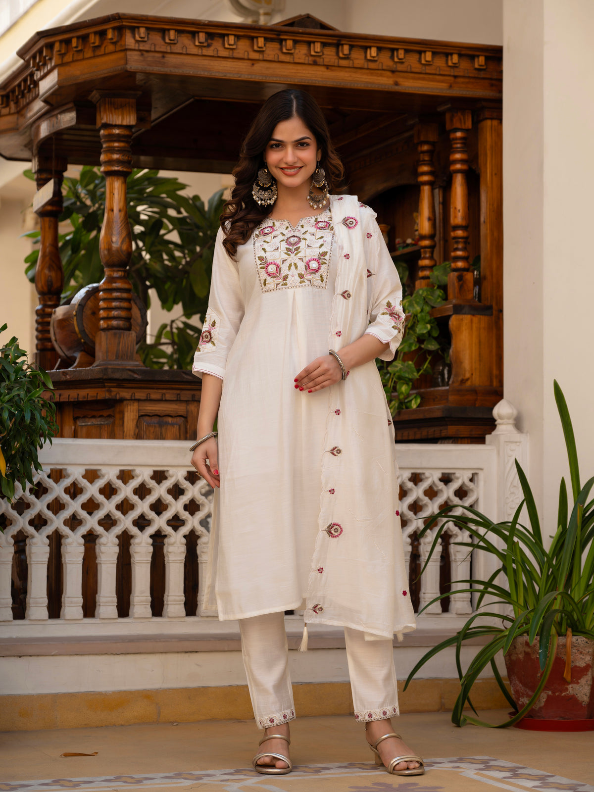 White Viscose Mango Silk Embroidered Kurti Set
