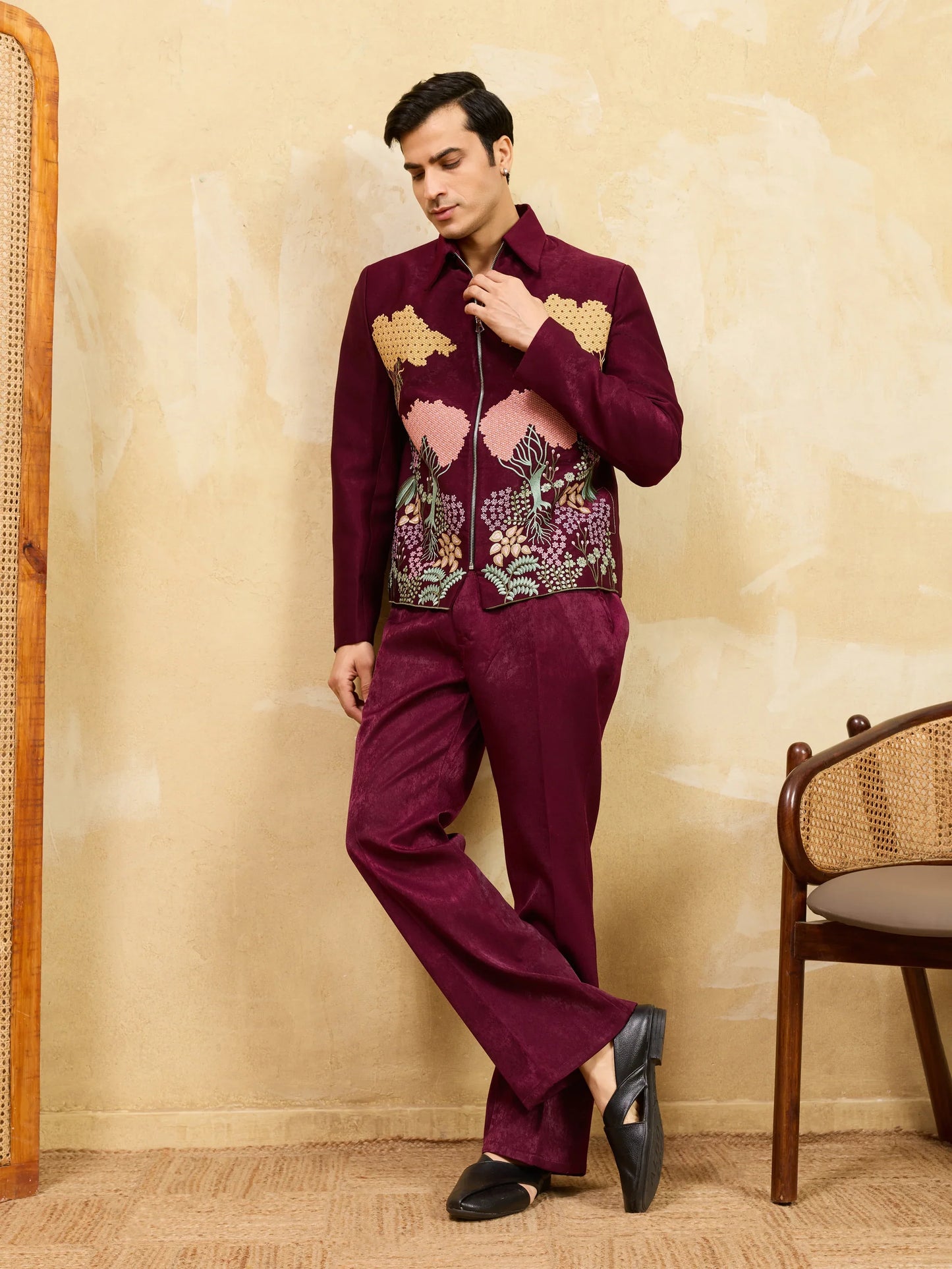Elegant Elegant Maroon Bomber Jacket with Pant for Men's