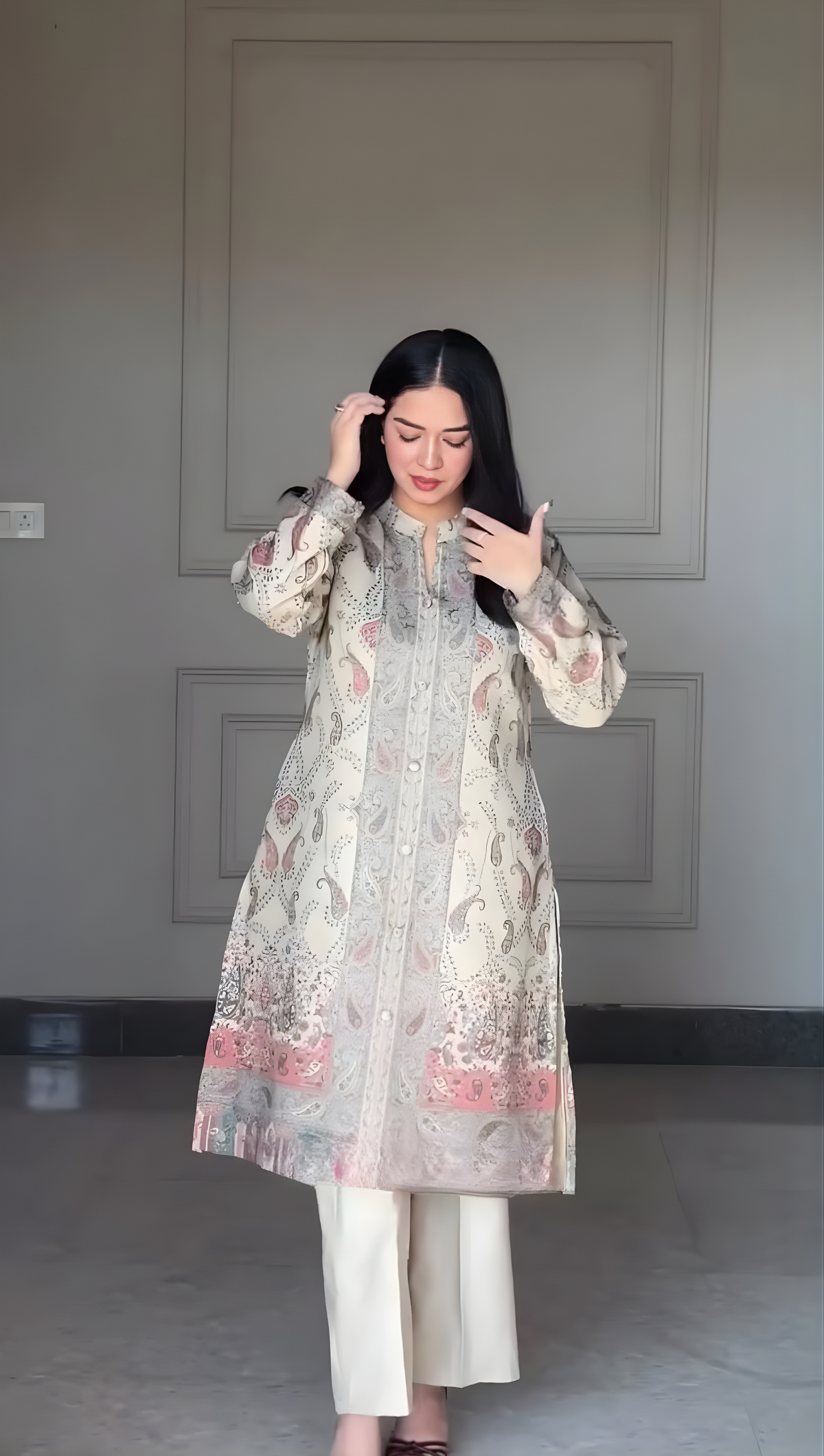 Beige Pastel Printed Kurti Pant Dupatta Set