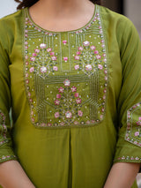 Mehndi Green Viscose Mango Silk Embroidered Kurti Set