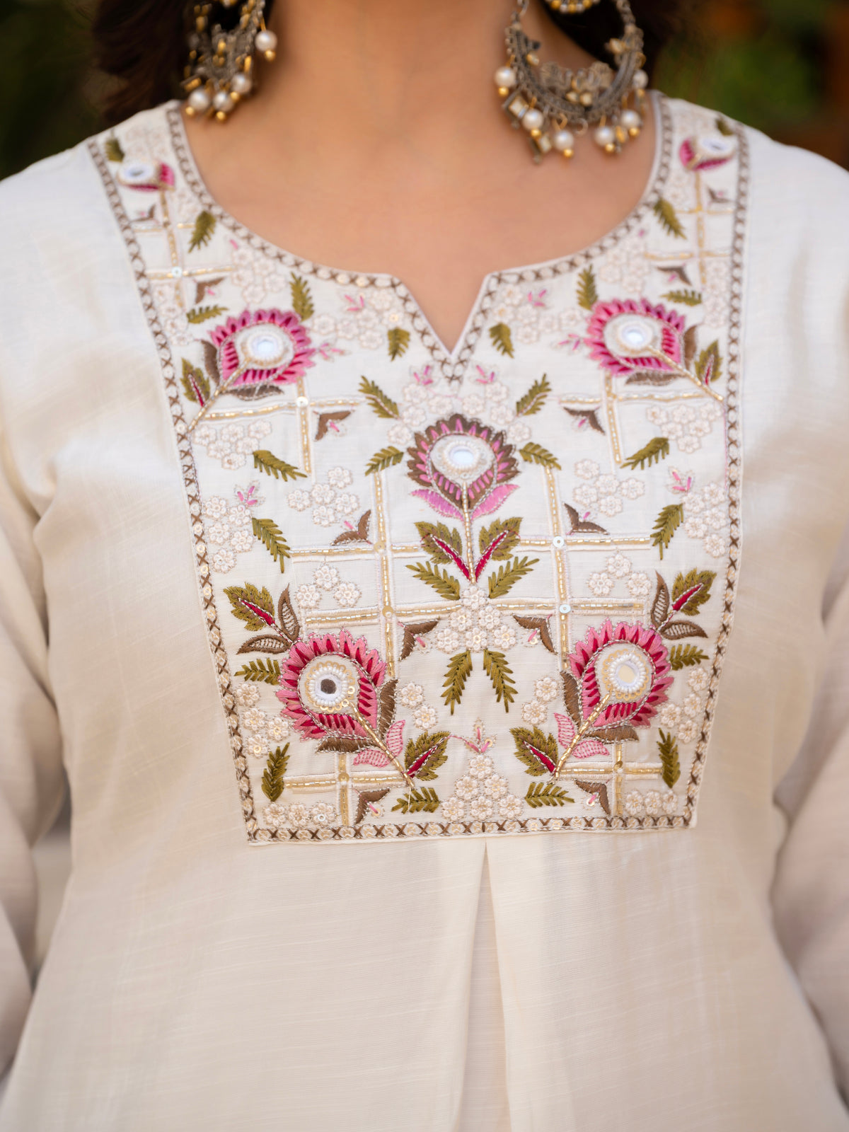 White Viscose Mango Silk Embroidered Kurti Set