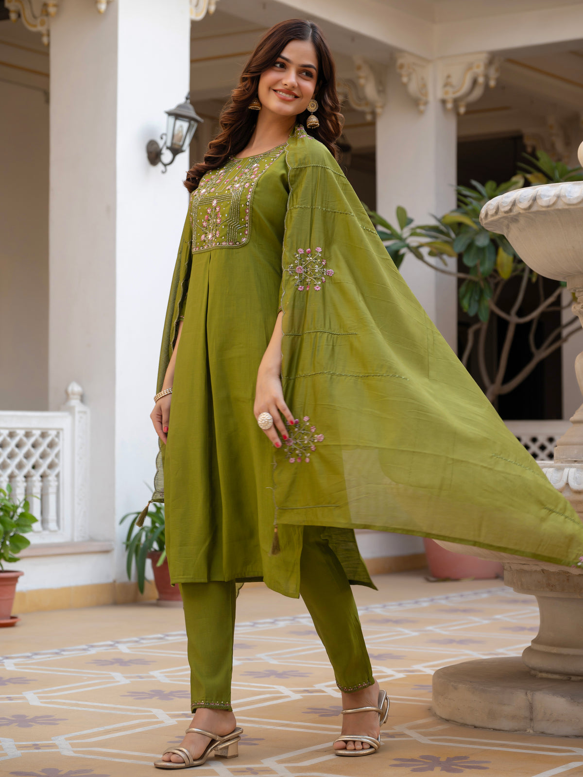Mehndi Green Viscose Mango Silk Embroidered Kurti Set