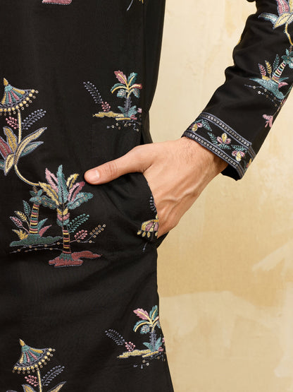 Elegant Luxury Black Viscose Silk Thread Work Kurta Set For Festive Wear