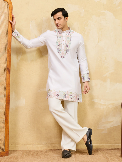 Elegant Classic White Thread Work Kurta And Pant Set For Festive Wear