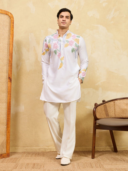Elegant Elegant White Floral Embroidered Kurta Set for Men