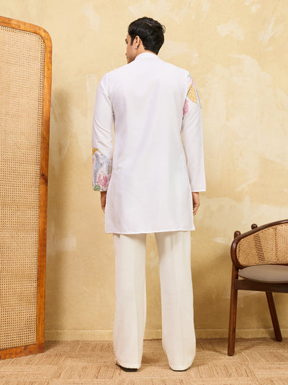 Elegant Elegant White Floral Embroidered Kurta Set for Men