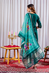 Elegant Green Viscose Silk Embroidered Kurta Set