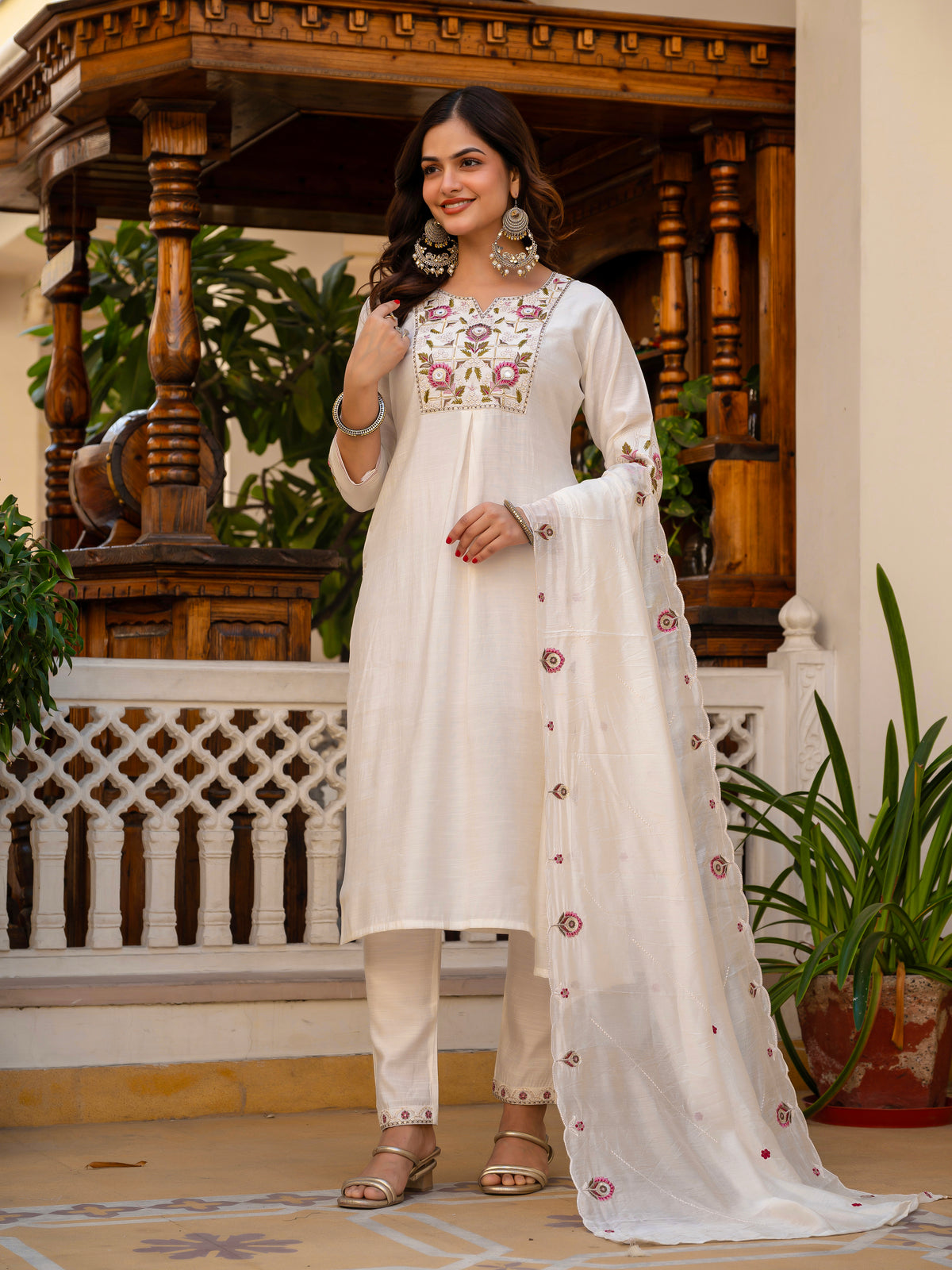 White Viscose Mango Silk Embroidered Kurti Set