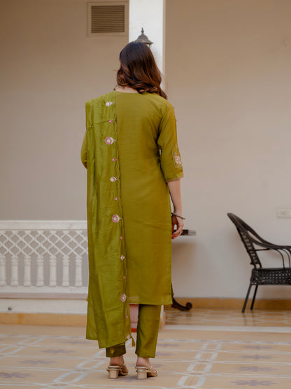 Mehndi Green Viscose Mango Silk Embroidered Kurti Set