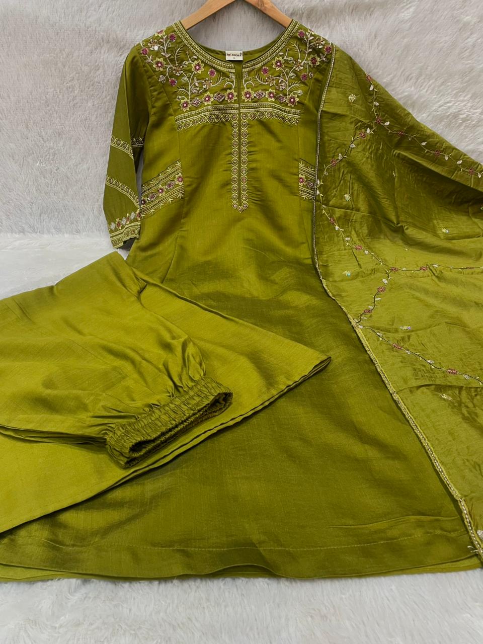 Mehndi Green Viscose Mango Silk Anarkali Kurti Set