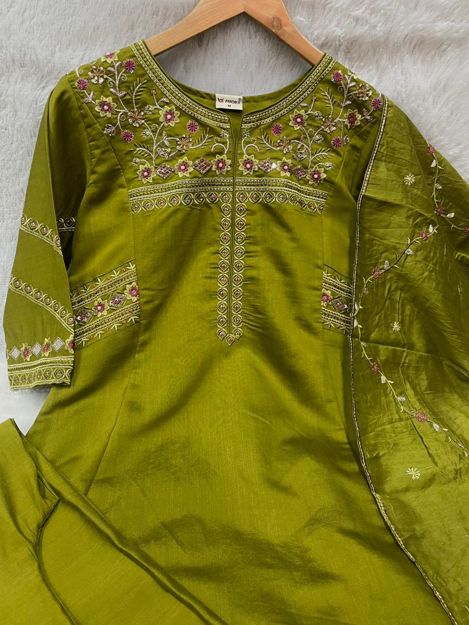 Mehndi Green Viscose Mango Silk Anarkali Kurti Set