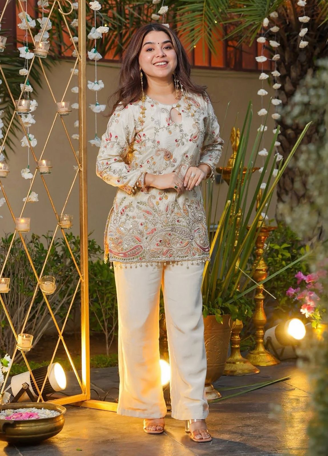 Heavy Crepe Silk Embroidered Kurta Pant Set