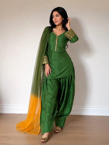 Emerald Green Embroidered Kurta Pant Set