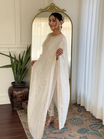 Off White Viscose Chanderi Embroidered Kurta Pant Dupatta Set