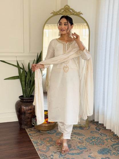 Off White Viscose Chanderi Embroidered Kurta Pant Dupatta Set