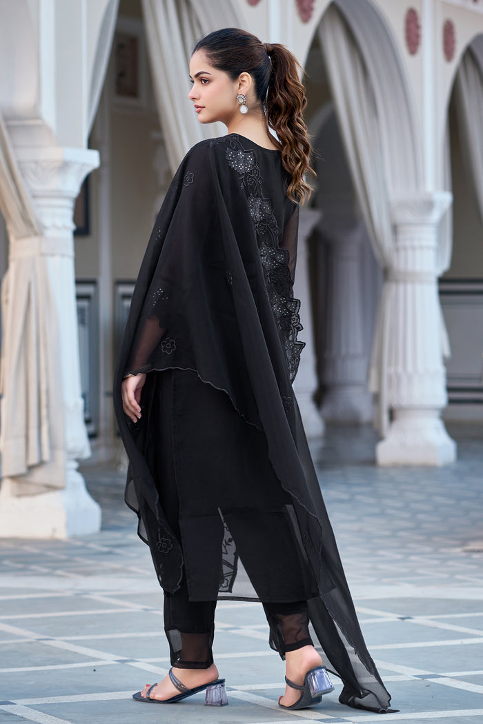 Black Embroidered Fox Blooming Georgette Kurta Set