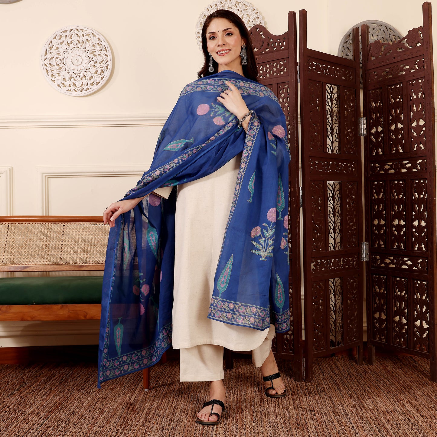 Cream Chanderi Silk Embroidered Kurta Set
