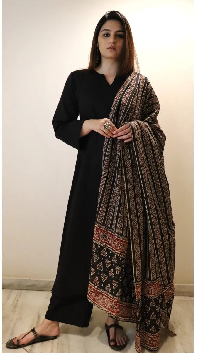 Black Printed Viscose Chanderi Kurta Set