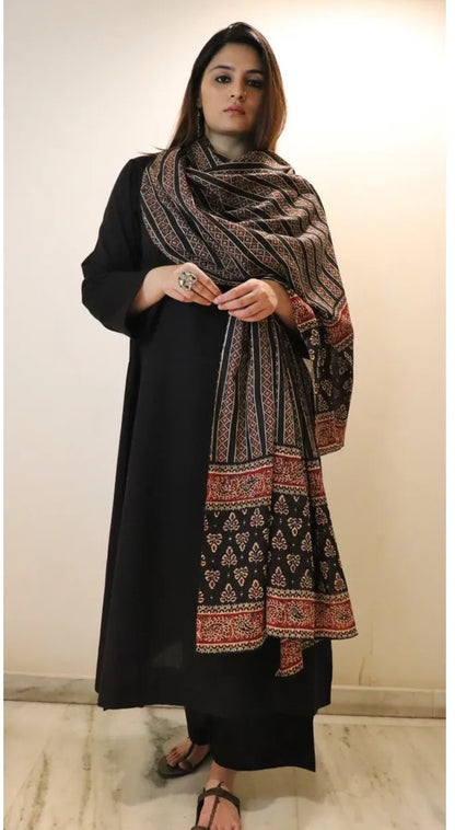 Black Printed Viscose Chanderi Kurta Set