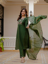 Green Viscose Mango Silk Embroidered Kurti Set