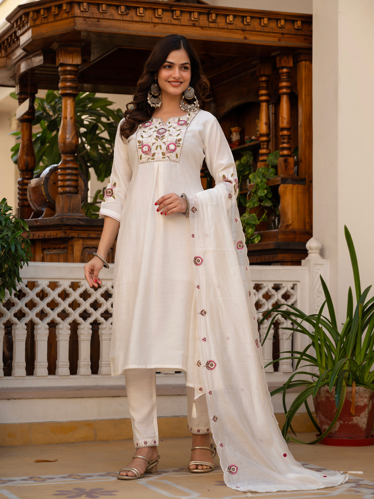 White Viscose Mango Silk Embroidered Kurti Set