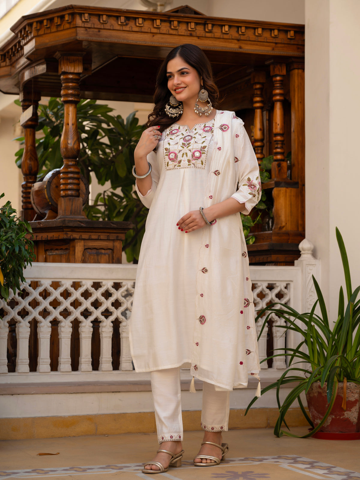 White Viscose Mango Silk Embroidered Kurti Set