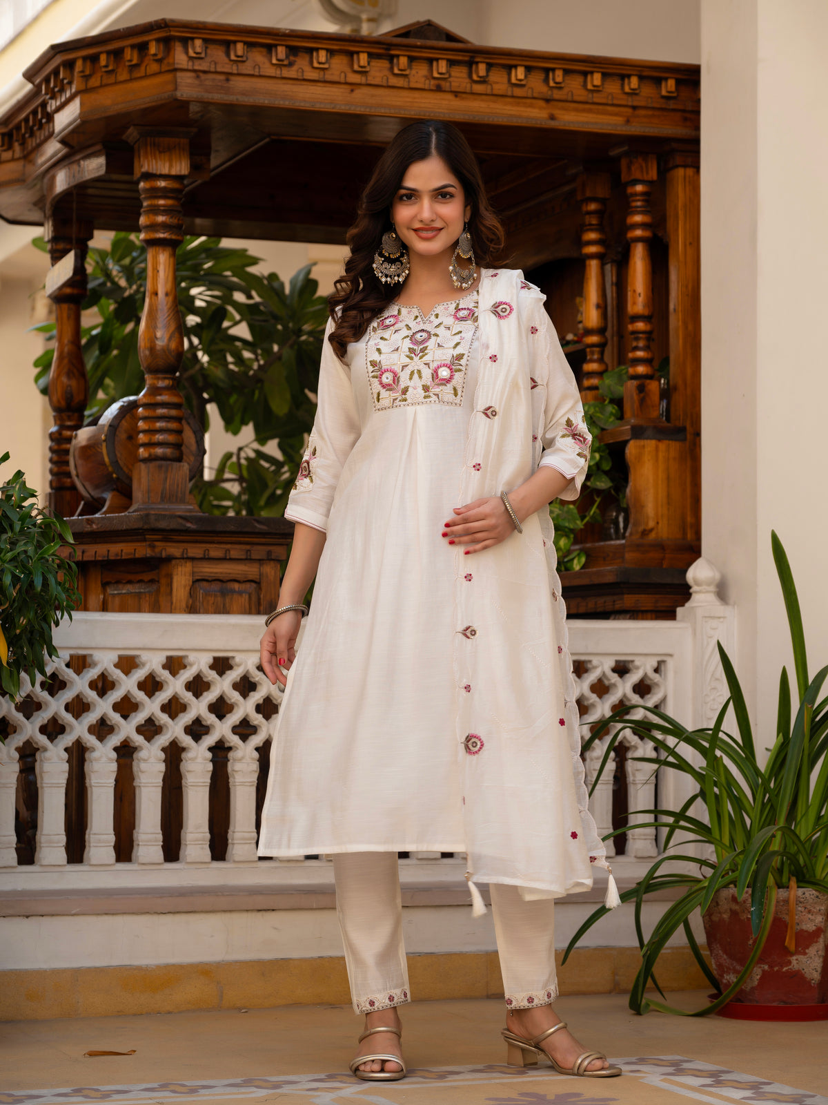 White Viscose Mango Silk Embroidered Kurti Set