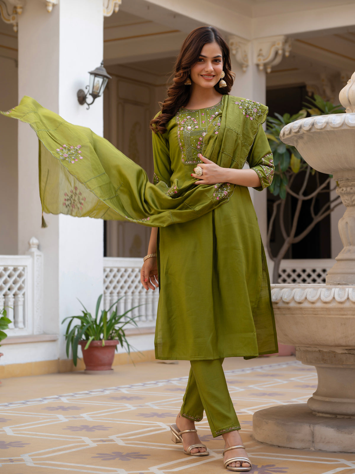 Mehndi Green Viscose Mango Silk Embroidered Kurti Set