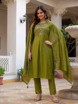 Mehndi Green Viscose Mango Silk Embroidered Kurti Set