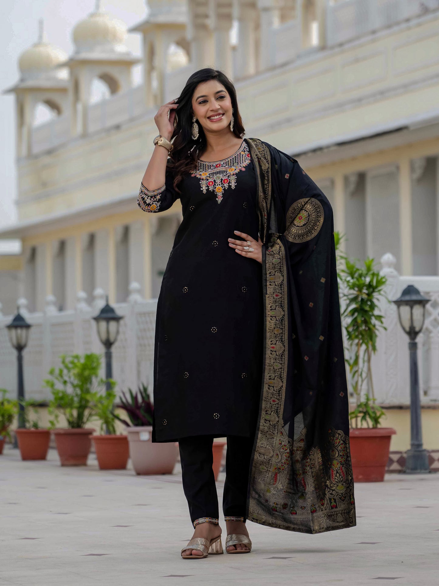 Elegant Black Premium Roman Silk Suit Set