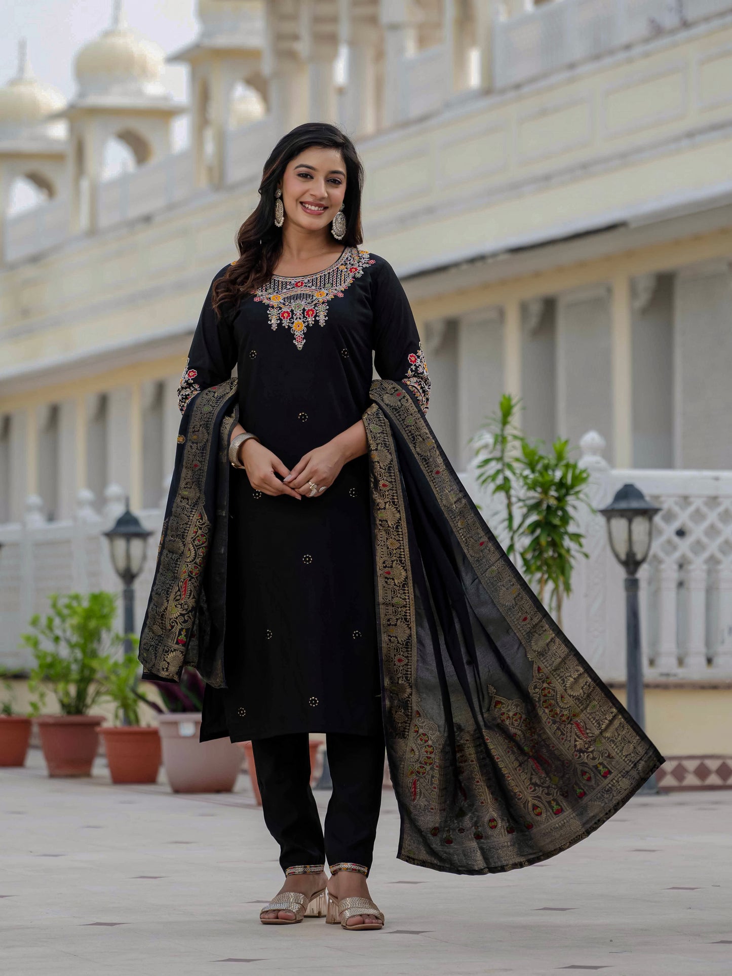 Elegant Black Premium Roman Silk Suit Set