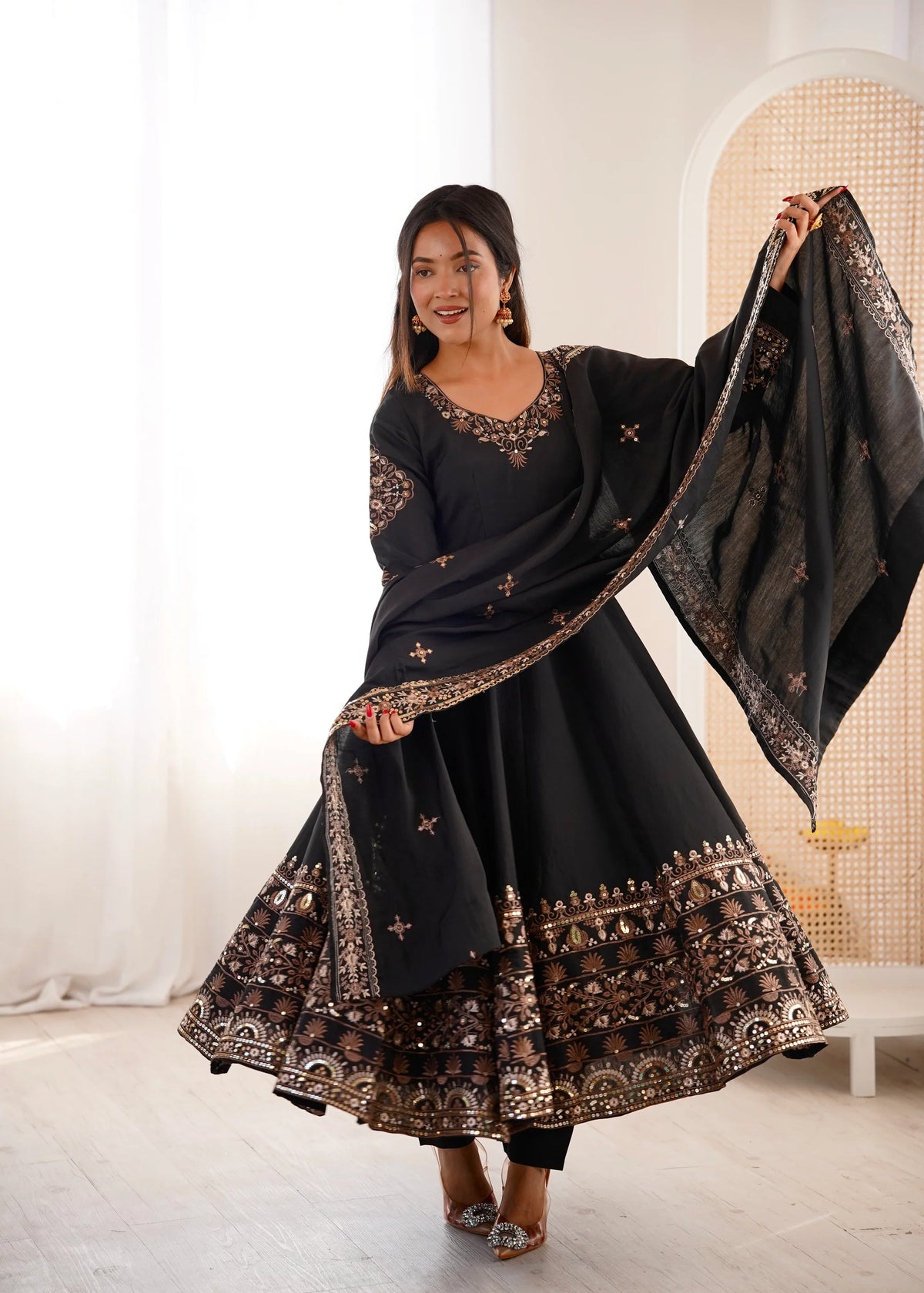 Black Embroidered Roman Silk Kurta Pant Set