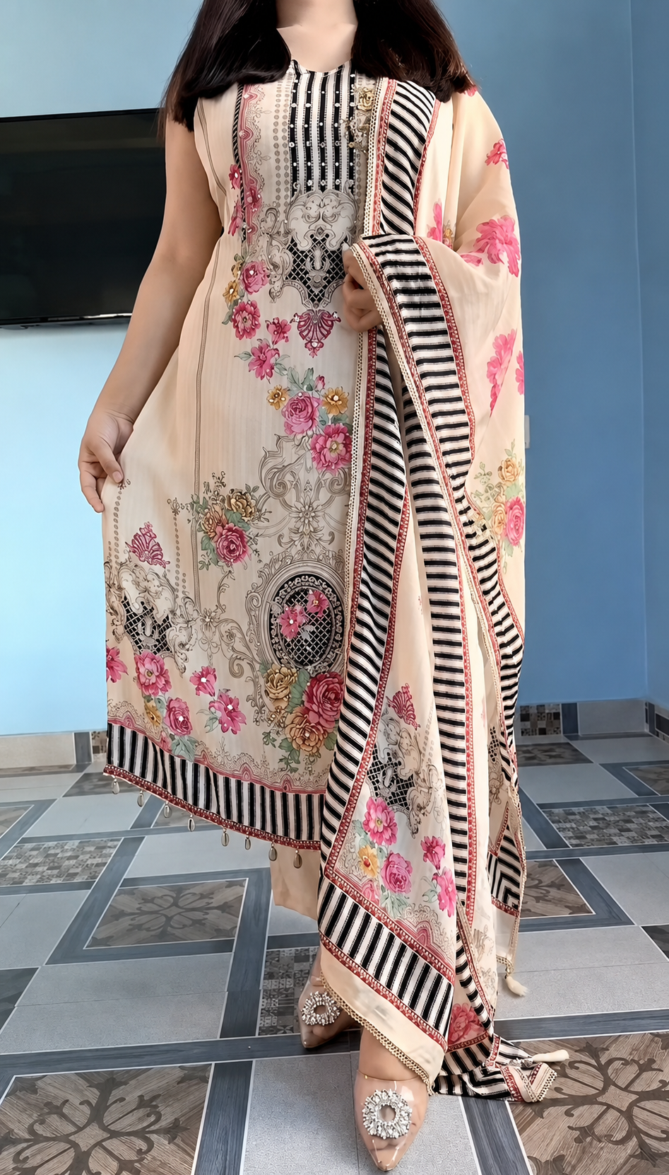 Ivory Floral Printed Muslin Kurta Pant Set