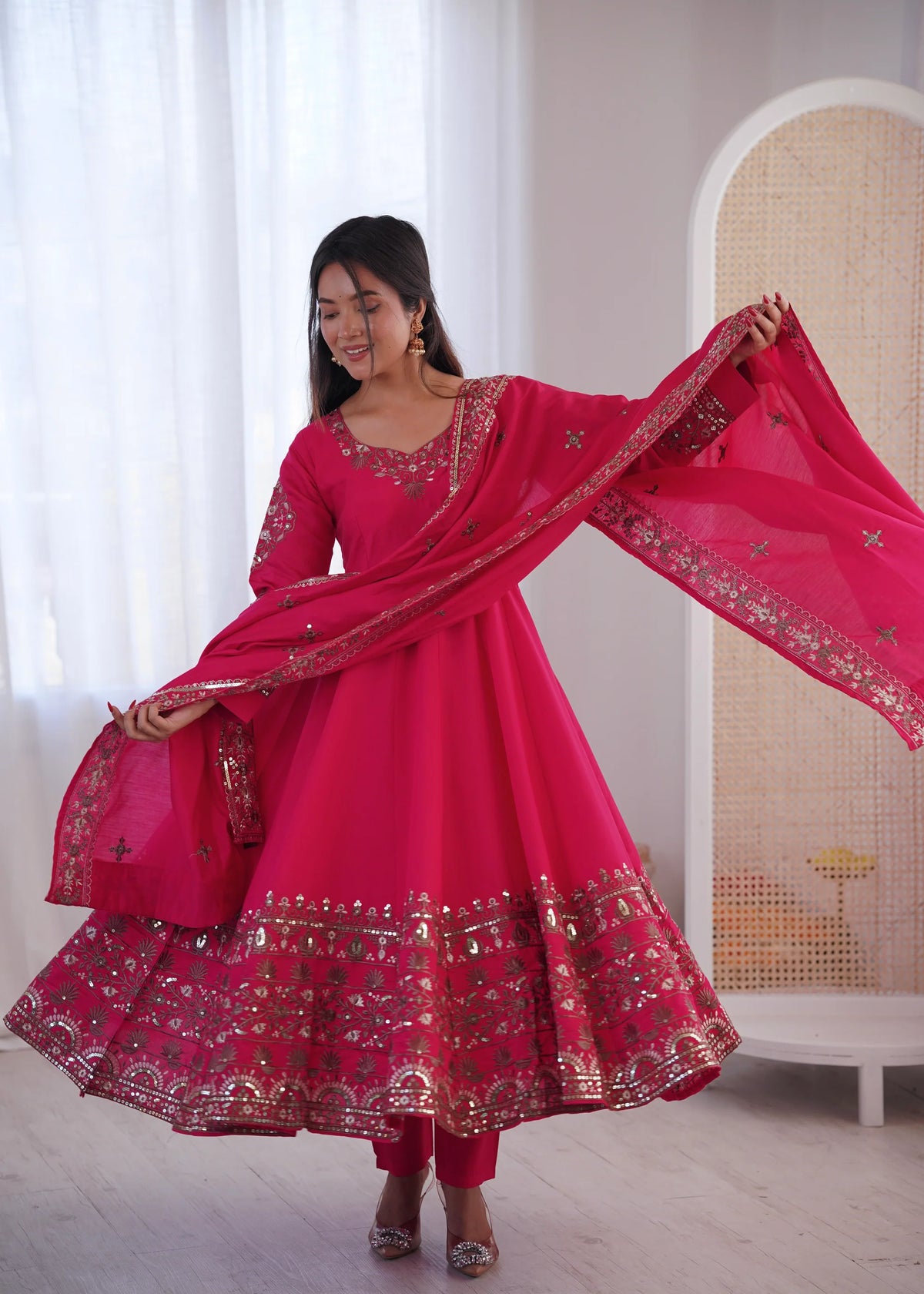 Rose Pink Embroidered Roman Silk Kurta Pant