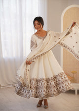 Pearl White Embroidered Roman Silk Kurta Pant