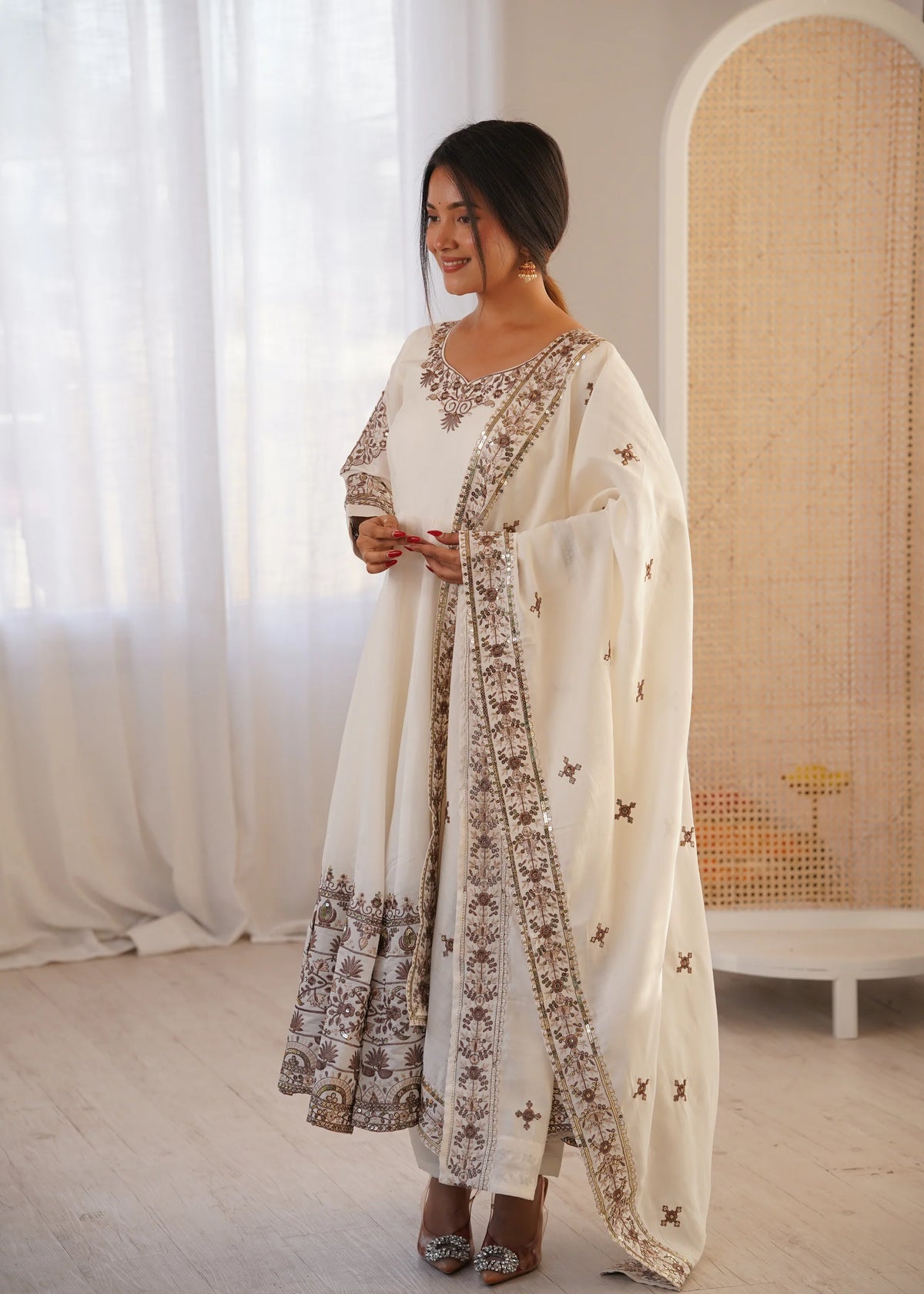 Pearl White Embroidered Roman Silk Kurta Pant